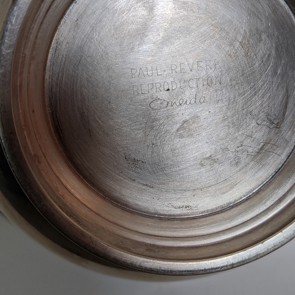 Paul Revere Reproduction Oneida Set Of 2 Bowls - Picture 5 of 5